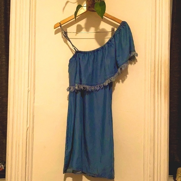 cute sleeveless scoop dress - Picture 2 of 5